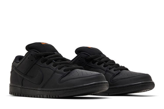 SB Dunk Low Pro Triple Black - FJ1674-001