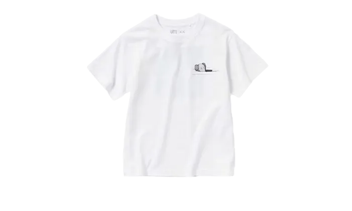 Uniqlo T-Shirt KAWS Artbook Cover - 467525