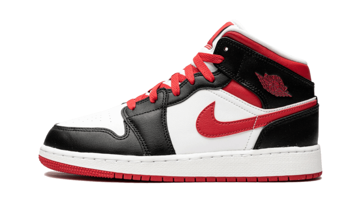 air-jordan-1-mid-very-berry-45a6e4