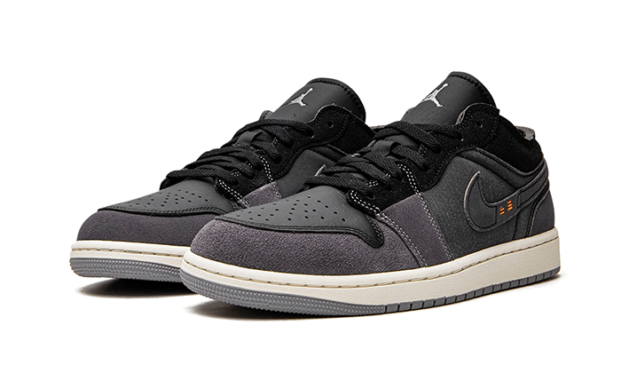 air-jordan-1-low-inside-out-black-45a6e4