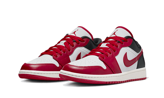air-jordan-1-low-reverse-black-toe-45a6e4