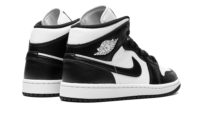 air-jordan-1-mid-panda-45a6e4