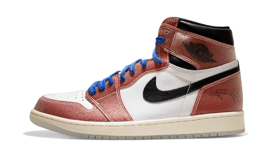 air-jordan-1-retro-high-trophy-room-chicago-friends--family-45a6e4