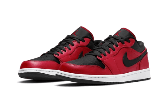 air-jordan-1-low-reverse-bred-pebbled-swoosh-45a6e4