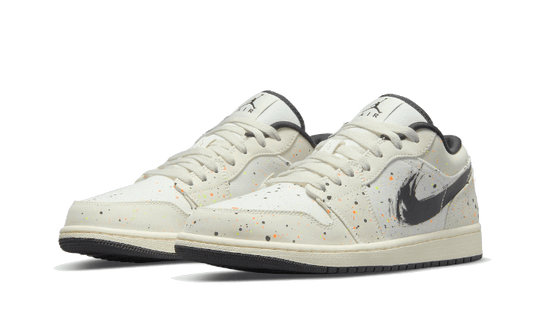 air-jordan-1-low-se-brushstroke-45a6e4