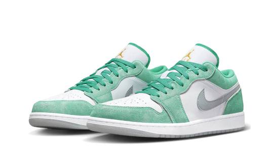 air-jordan-1-low-se-new-emerald-grey-45a6e4