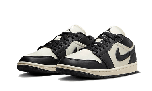 air-jordan-1-low-se-vintage-panda-45a6e4