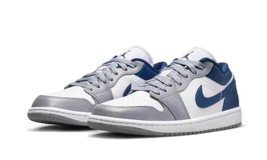 air-jordan-1-low-white-grey-blue-45a6e4