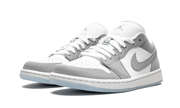 air-jordan-1-low-wolf-grey-45a6e4