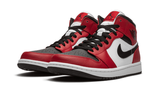 air-jordan-1-mid-chicago-black-toe-45a6e4