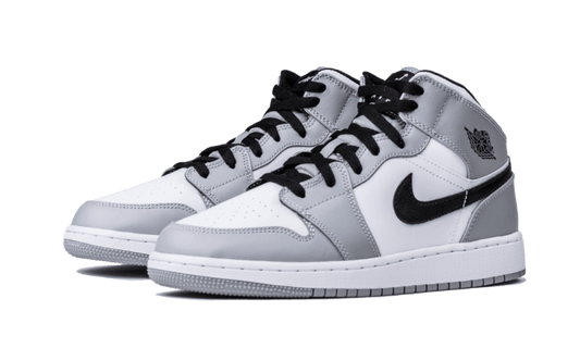 air-jordan-1-mid-light-smoke-grey-45a6e4