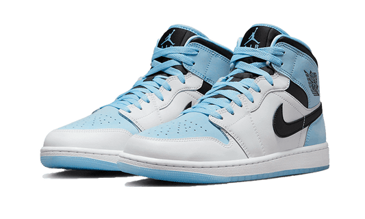 air-jordan-1-mid-se-ice-blue-black-45a6e4