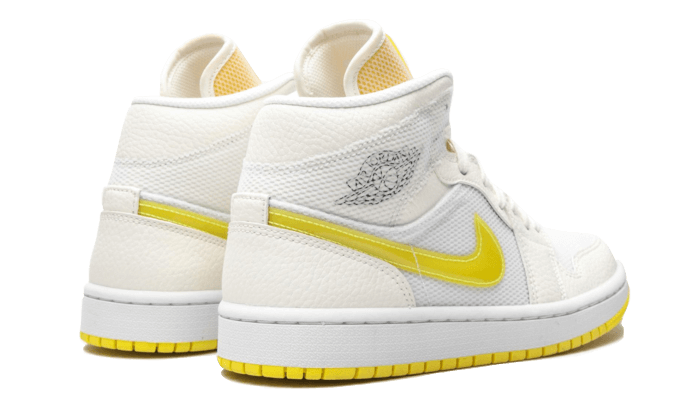 air-jordan-1-mid-se-voltage-yellow-45a6e4