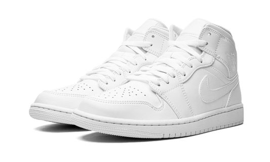 air-jordan-1-mid-triple-white-2022-45a6e4