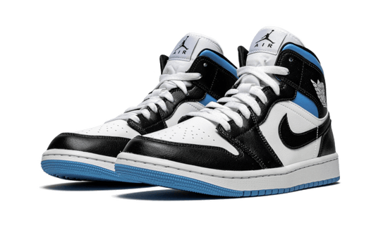 air-jordan-1-mid-university-black-white-45a6e4