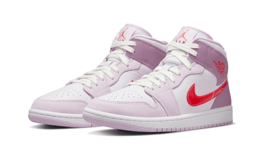 air-jordan-1-mid-valentines-day-2022-45a6e4