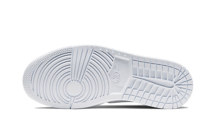 air-jordan-1-mid-white-snakeskin-45a6e4