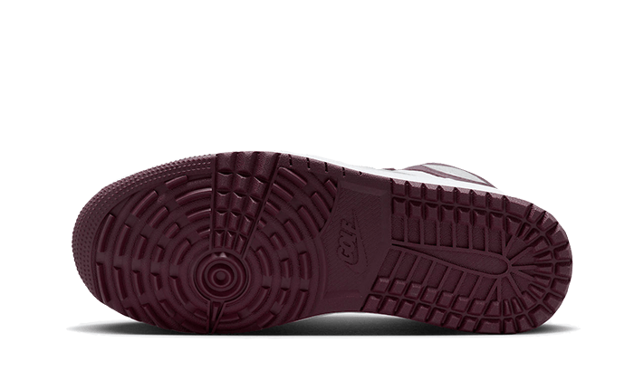 air-jordan-1-retro-high-golf-bordeaux-45a6e4