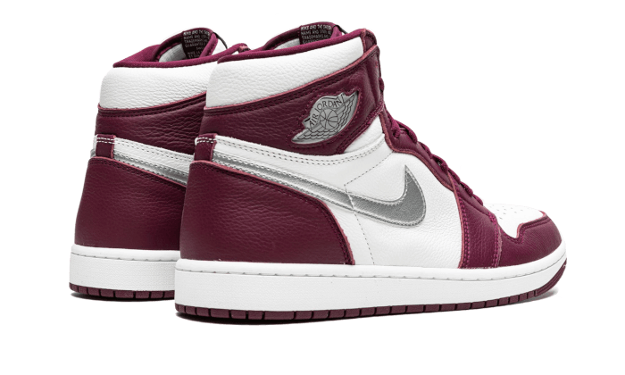 air-jordan-1-retro-high-og-bordeaux-45a6e4