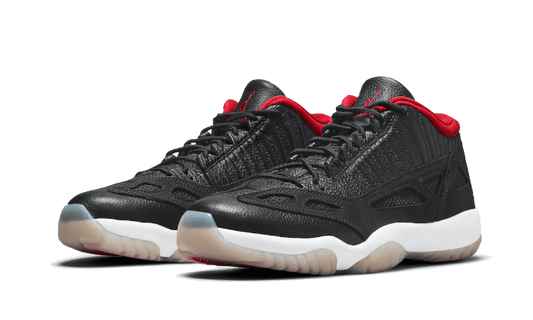 air-jordan-11-retro-low-ie-bred-2021-45a6e4