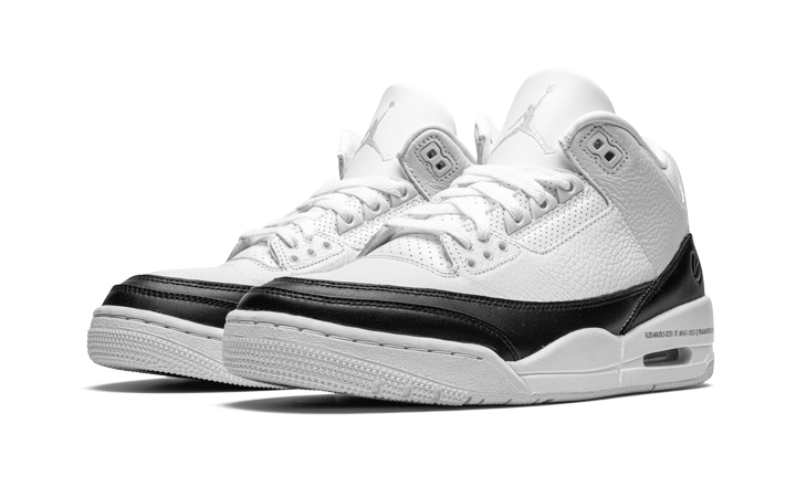 air-jordan-3-retro-fragment-white-black-45a6e4