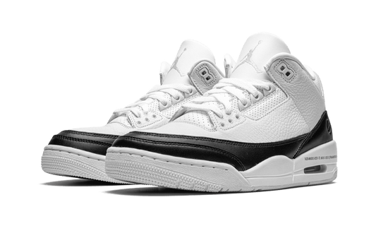 air-jordan-3-retro-fragment-white-black-45a6e4