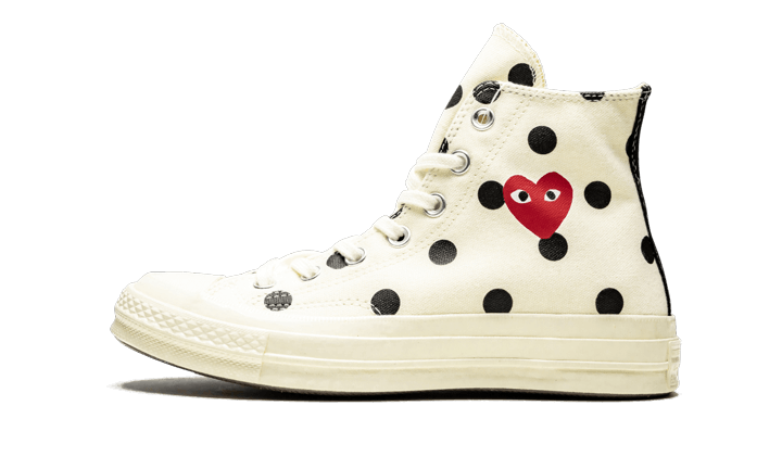 chuck-taylor-all-star-70s-hi-comme-des-garons-play-polka-dot-white-45a6e4