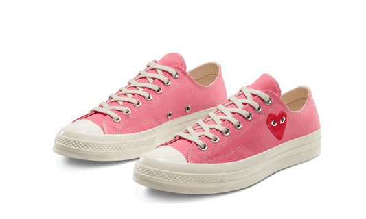 chuck-taylor-all-star-70s-ox-comme-des-garons-play-bright-pink-45a6e4