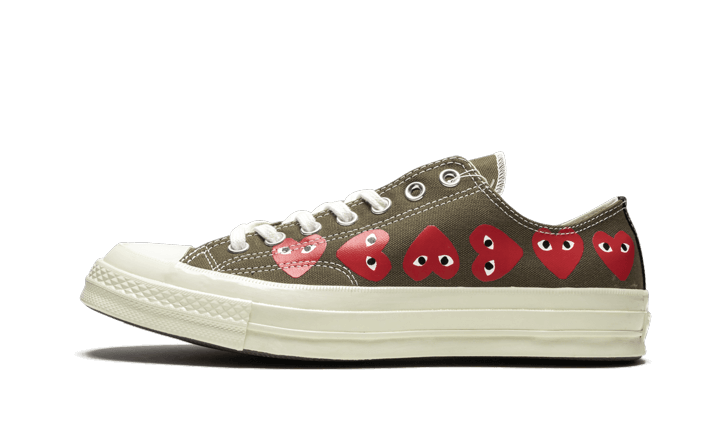 chuck-taylor-all-star-70s-ox-comme-des-garons-play-multi-heart-green-45a6e4