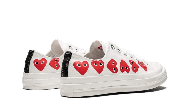 chuck-taylor-all-star-70s-ox-comme-des-garons-play-multi-heart-white-45a6e4