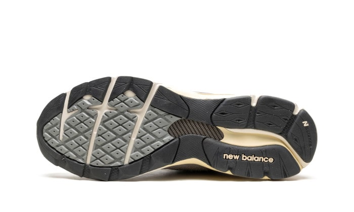 New Balance 990 V3 Teddy Santis Made In USA Marblehead - M990TG3