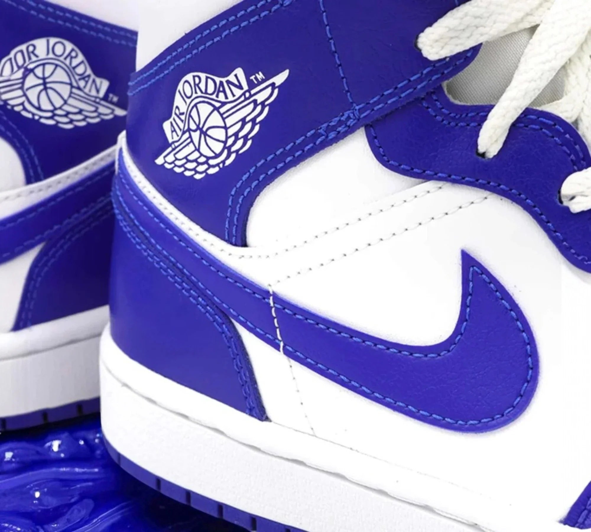 Jordan-1-Mid-Kentucky-Blue-_W_-Sneakers-Jordan-per-Uomo-e-Donna-Mush-Kicks