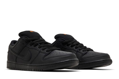 SB Dunk Low Pro Triple Black - FJ1674-001