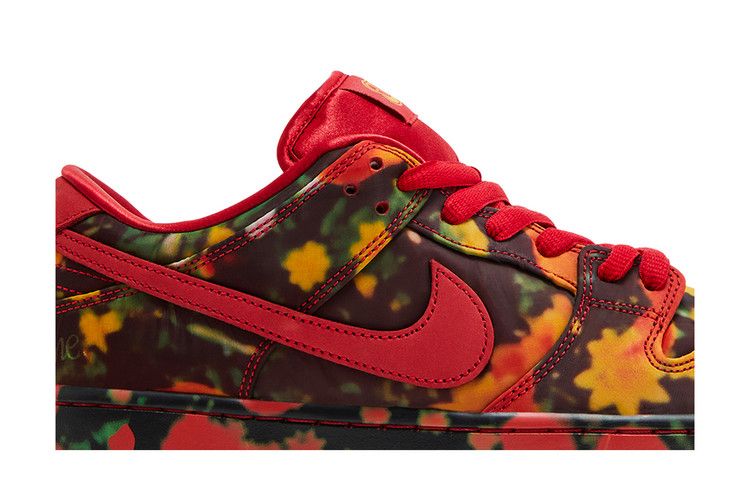 SB Dunk Low The Wizard of Oz Poppy Field - FZ1291-600