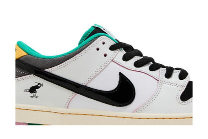 SB Dunk Low CSEF - HJ4132-100