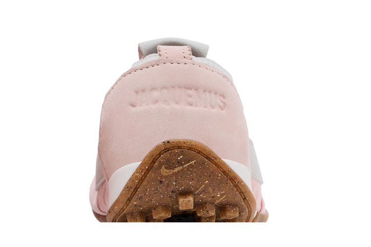 Jacquemus x Wmns Nike Moon Shoe SP 'Aluminum Pink' foto 6