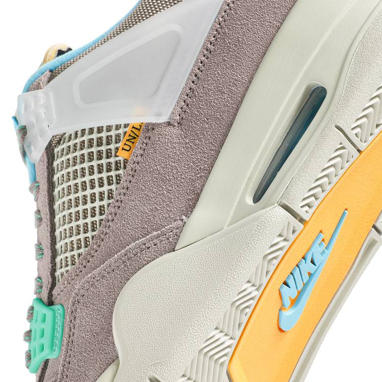 Air Jordan 4 Retro Union Taupe Haze - DJ5718-242