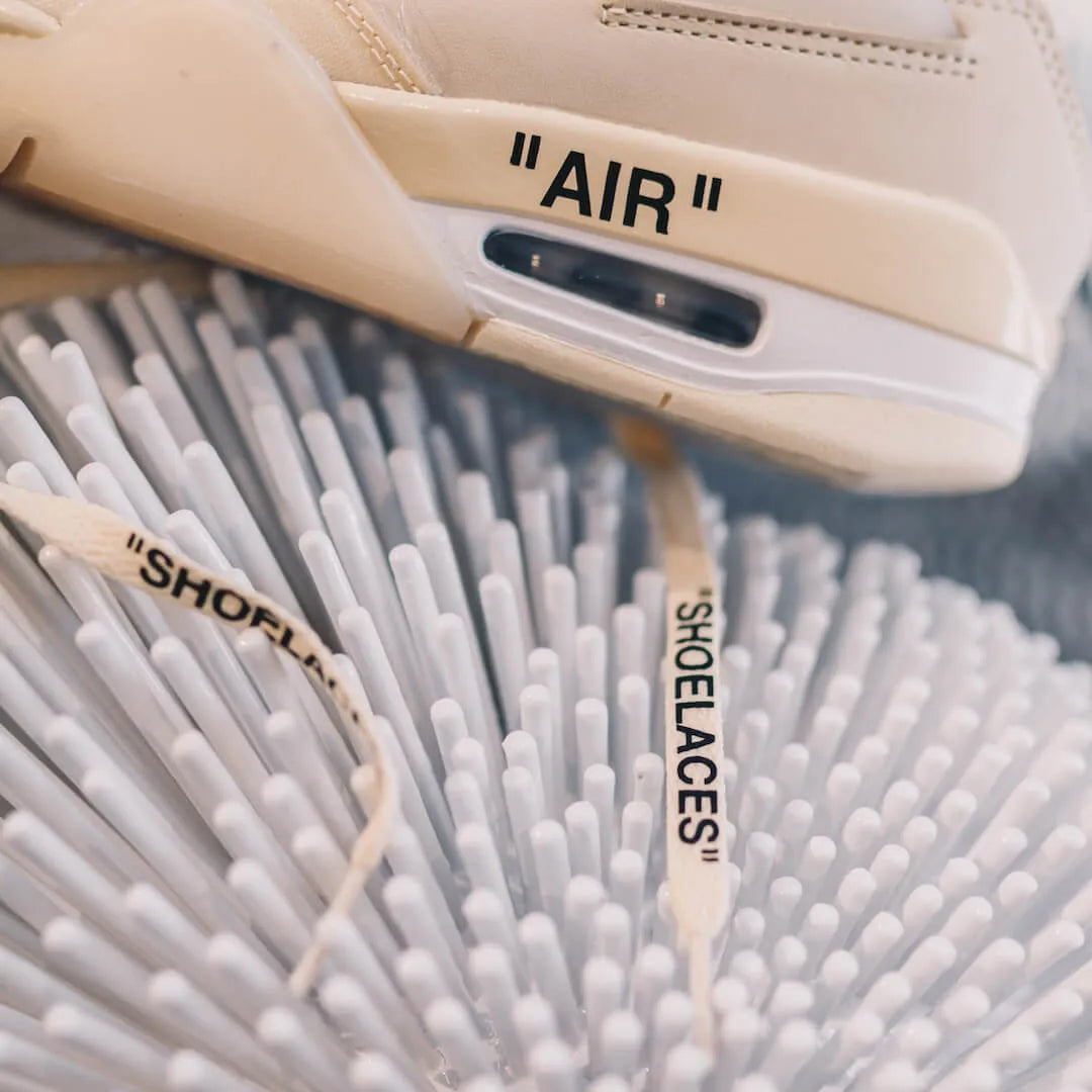 Air Jordan 4 Retro Off-White Sail - CV9388-100