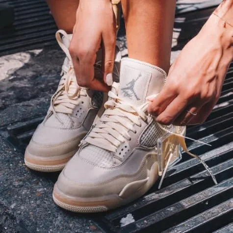 Air Jordan 4 Retro Off-White Sail - CV9388-100