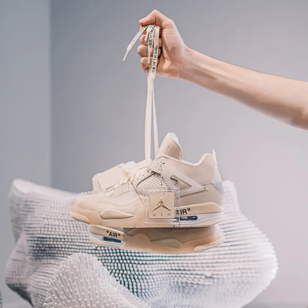 Air Jordan 4 Retro Off-White Sail - CV9388-100