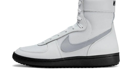 SB Dunk High MF Doom - IM3875-100