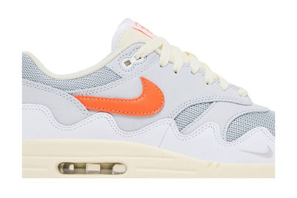 Patta x Nike Air Max 1 'White Pure Platinum' dettaglio suola e materiali