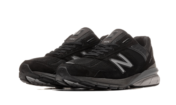 New Balance 990 v5 Black - M990BK5 / GC990BK5
