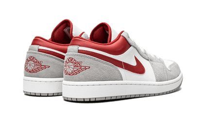 air-jordan-1-low-se-light-smoke-grey-gym-red-45a6e4