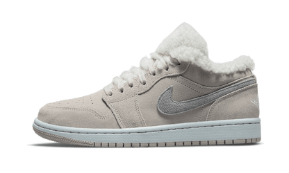 air-jordan-1-low-se-sherpa-fleece-45a6e4