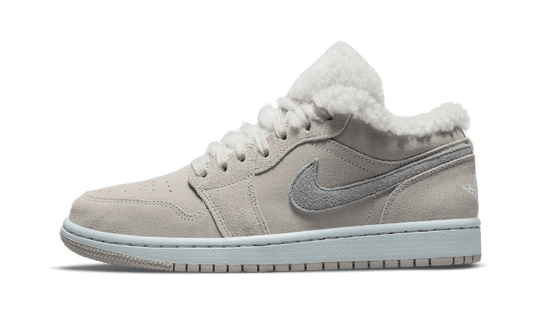 air-jordan-1-low-se-sherpa-fleece-45a6e4