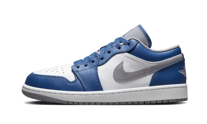 air-jordan-1-low-true-blue-45a6e4