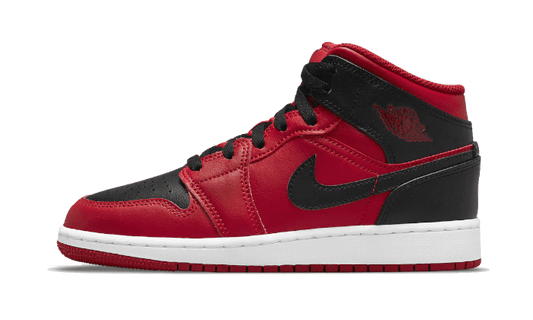 air-jordan-1-mid-reverse-bred-45a6e4