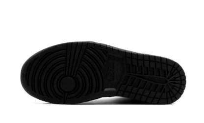 air-jordan-1-mid-triple-black-45a6e4