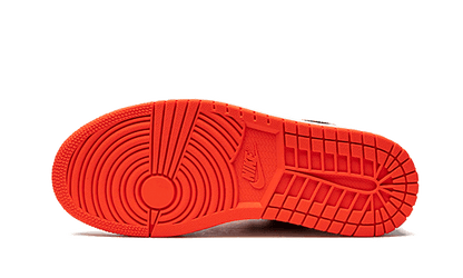 air-jordan-1-low-orange-black-45a6e4